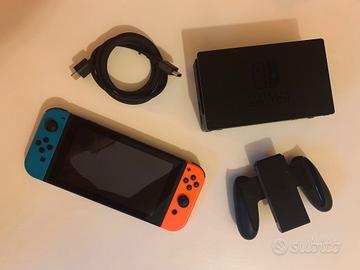 Nintendo Switch accessori e giochi