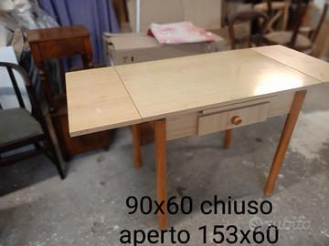 tavolo cucina vintage 