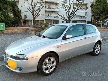 ALFA ROMEO 147 JTDm 1900cc 120cv - anno 2006