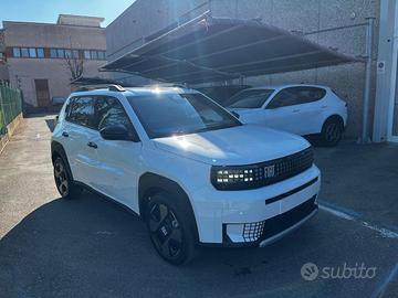 FIAT Grande Panda 1.2 Hybrid 110 CV S&S La Prima