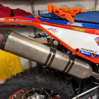 Terminale akrapovic beta rr
