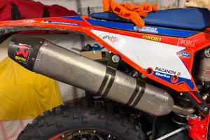Terminale akrapovic beta rr