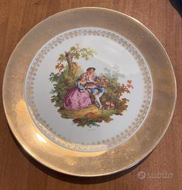 Piatto vintage di porcellana