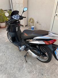 Scooter Keeway ￼utlook 125