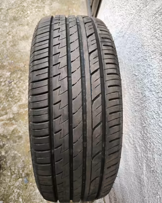 2+2 pneumatici 195/55 R16 H87 Lassa e Hankook