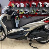 Piaggio Beverly 300