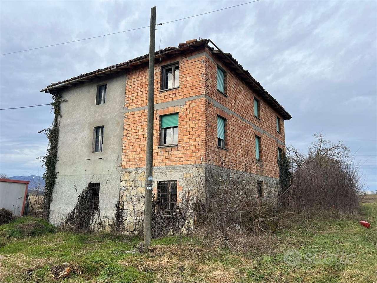 Rustico-Casale a Pavullo nel Frignano - Vista 3