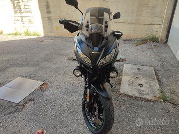 Moto kawasaki Versis 650