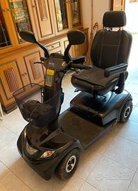 Scooter elettrico Invacare per disabili