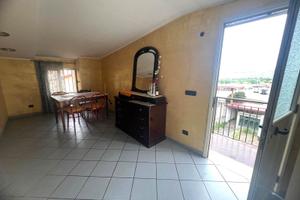 Rif.RI0255- appartamento ind. trilocale