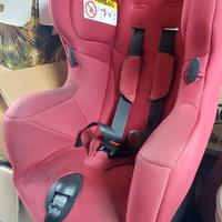 Seggiolino auto 0-18kg marca Bebè Confort