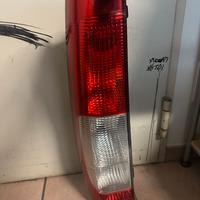 Fanale posteriore sinistro per Mercedes Viano 2005