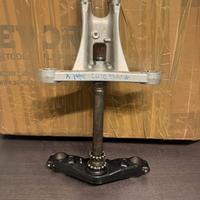 piastra forcella yamaha xmax 125/300/400