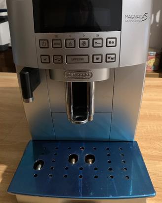 De'Longhi Magnifica S ECAM22.360.S + accessori