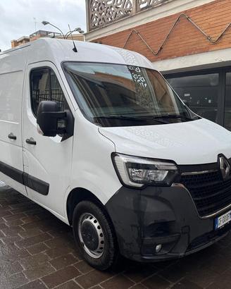 RENAULT Master T35 2.3 dCi 135CV PM-TM