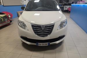 Lancia Ypsilon 1.2 69 CV 5 porte Platinum