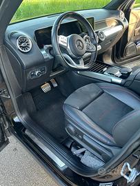 Mercedes GLB