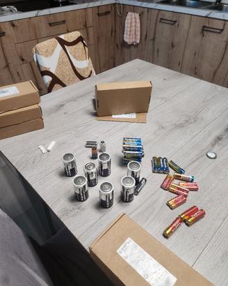 regali batterie varie 