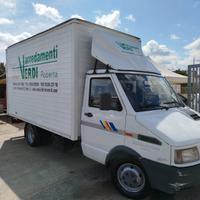 Stupendo iveco daily 35.10 turbo con gancio traino