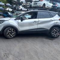 RENAULT CAPTUR 2017 SOLO PER RICAMBI