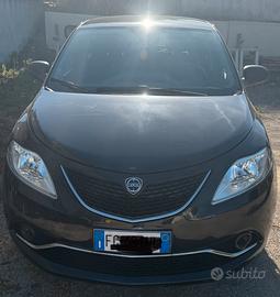 Lancia ypsilon 1.2 benzina