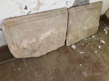 Balcone antico  pietra bianca  XIX secolo