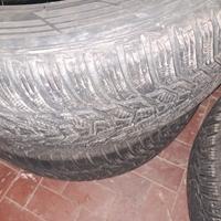 Pneumatici 265 50 20 111v Hankook invernali