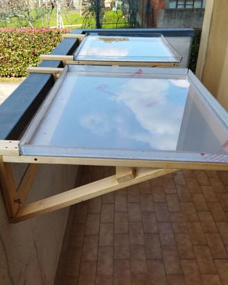 Due essicatori da balcone e da pavimento