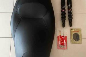 Sella e ammortizzatori posteriori Yamaha xmax 2007