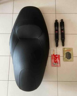 Sella e ammortizzatori posteriori Yamaha xmax 2007