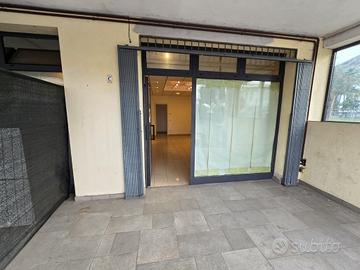 Vigonovo: 160 mq. ca di negozi, divisi in 2 unità