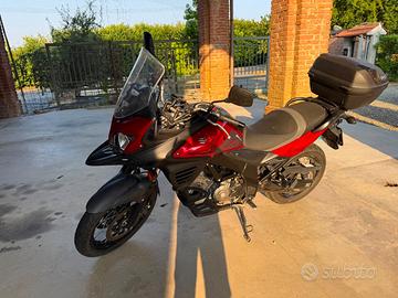 Suzuki V-Strom DL 650 XA
