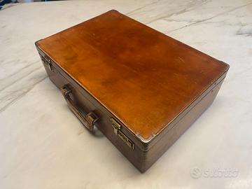 portadocumenti cuoio artigianale