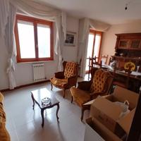 VIA PORCELLANA pentavano box, cantina 247.000