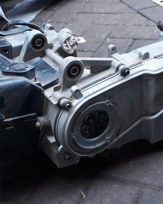 People S 125 '17 : motore farfallato abs pinza