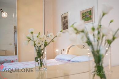 Un mese al mare, giugno: 5 posti letto con p. auto