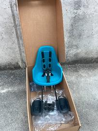 Seggiolino e casco Bobike