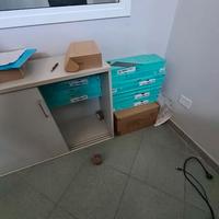 Stock mobili per ufficio