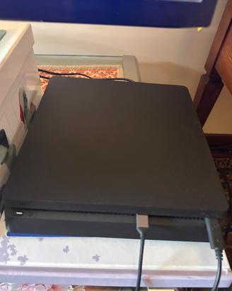 Console Ps4 slim