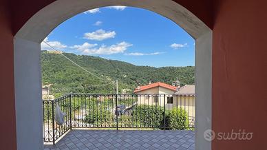 Conco porzione di bifamiliare ampie dimensioni