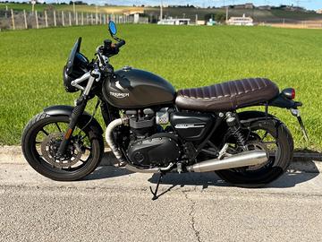 Triumph Street Twin 900