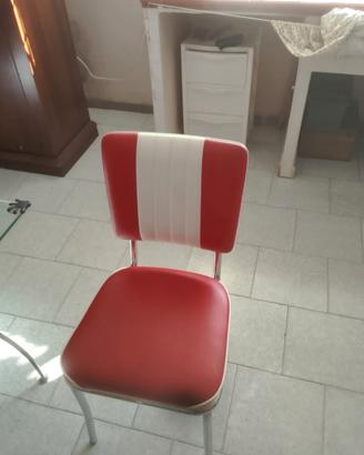 sedie e divanetto stile diner americano
