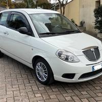 Lancia Ypsilon 1.2 69 CV Diva