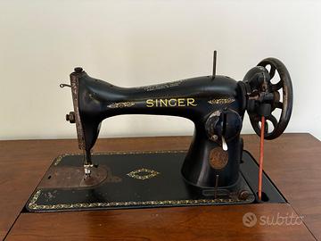 Macchina da cucire Singer anni '40