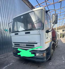 Iveco130/23 con gru anno 2014. Trattabile
