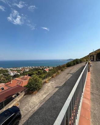 Appartamento di 130 m² con 4 locali a Formia