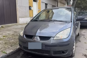 Auto utilitaria economica