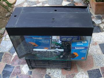 Acquario 75 l con batteria filtrante interna