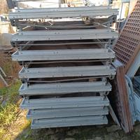 Pedane palco a pantografo