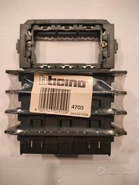 n. 5 supporti bticino living classic art. 4703